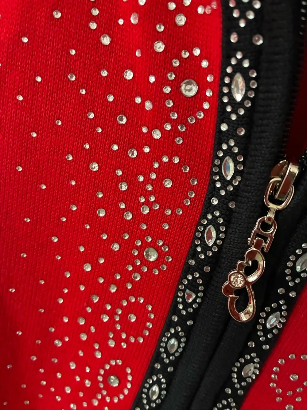 🔥NWT - C.D. Petites Red Embellished Zip Cardigan - Picture 3 of 7